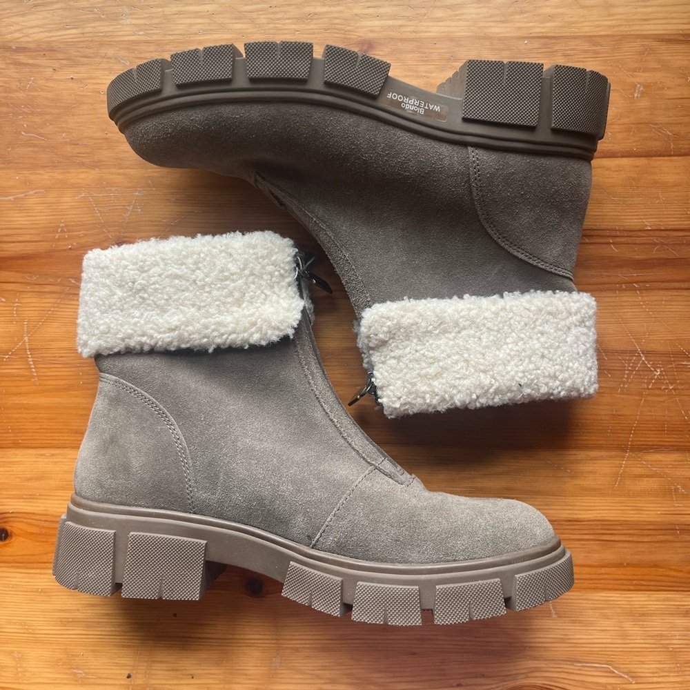 Blondo Plaka suede waterproof booties in dark taupe
